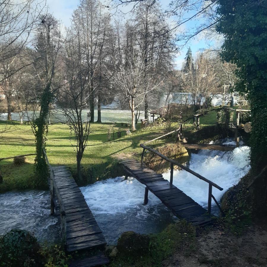 Guesthouse Pod Rastockim Krovom Slunj Eksteriør billede